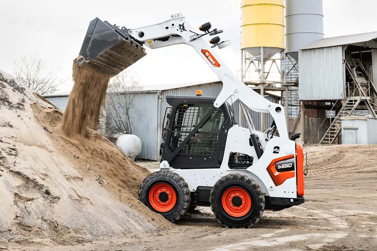 Minicargador_Bobcat_S650_5